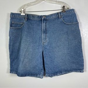 Route 66, Relaxed Fit Denim Shorts. Size 44 Waist. In excellent condition!